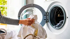 Porque é que as toalhas ficam ásperas após a lavagem — o principal erro que muitos não notam